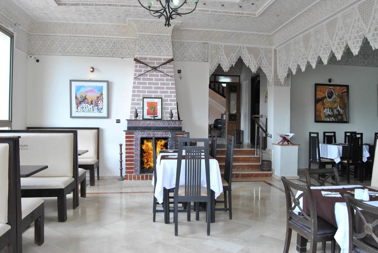 Al Jasira Hotel Ес-Сувейра Екстер'єр фото